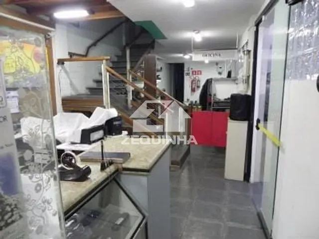 Prédio com 150m² 1 quarto e 6 banheiros, à venda, no bairro Vila Yara em Osasco