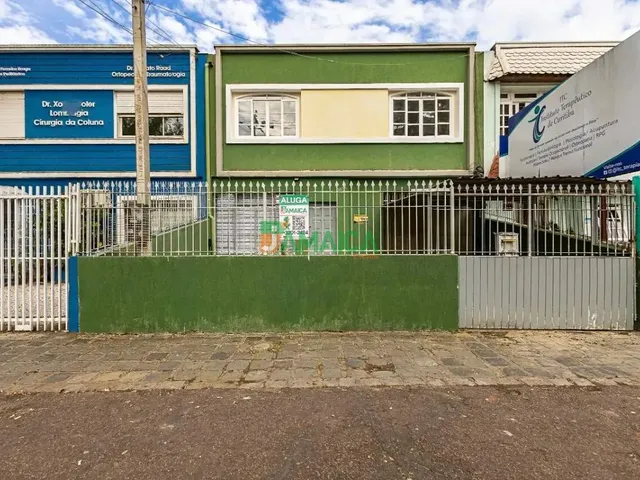 Prédio com 140m² 1 quarto e 2 banheiros, para alugar, no bairro Água Verde em Curitiba