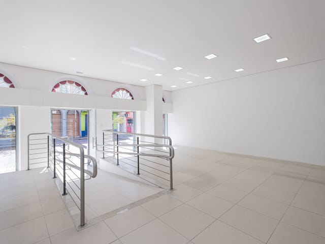 Prédio com 468m², para alugar, no bairro Centro em Pelotas
