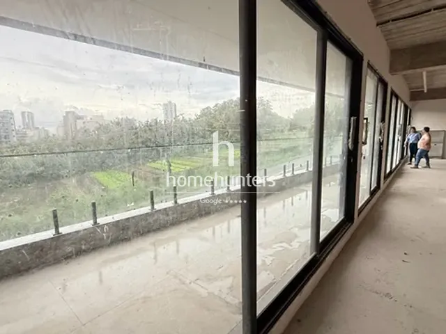 Prédio à venda ou para alugar, no bairro Nova Campinas em Campinas