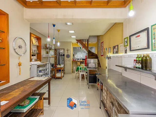 Prédio com 60m², à venda, no bairro Moema em São Paulo