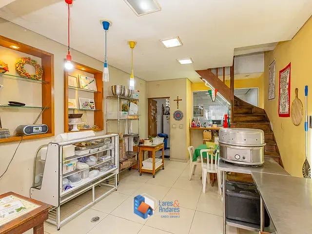 Prédio com 60m², à venda, no bairro Moema em São Paulo