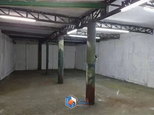 Prédio com 300m², à venda, no bairro Jardim Galetto em Itatiba