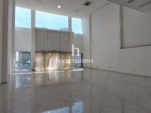 Prédio com 329m², para alugar, no bairro Nova Campinas em Campinas