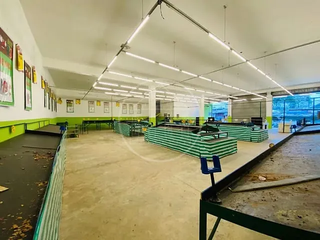 Prédio com 1000m², para alugar, no bairro Parque São Miguel em São Paulo