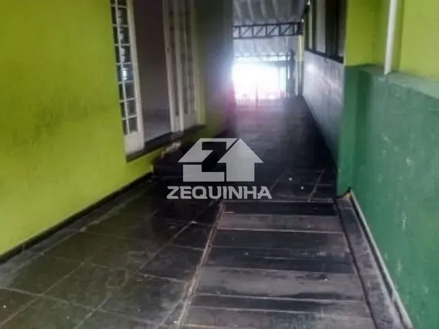Prédio com 270m², à venda, no bairro Vila Campesina em Osasco
