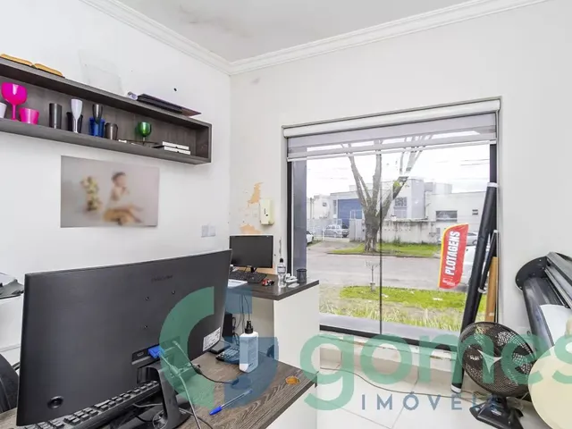 Prédio com 151m² 1 quarto e 3 banheiros, à venda, no bairro Alto da Rua XV em Curitiba