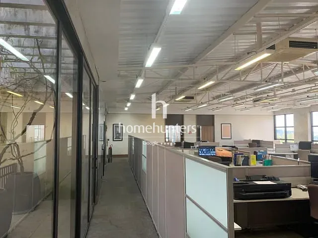 Prédio com 2000m², à venda ou para alugar, no bairro Parque Rural Fazenda Santa Cândida em Campinas