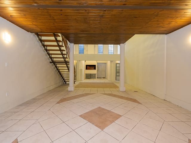Prédio com 128m², à venda, no bairro Centro em Pelotas