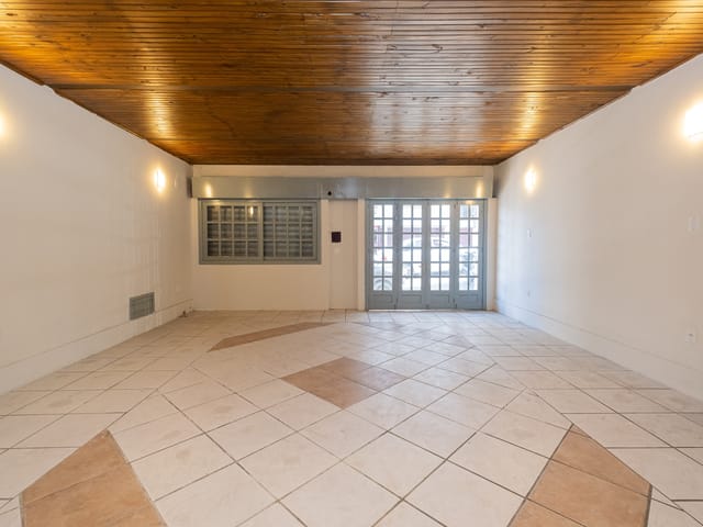 Prédio com 128m², à venda, no bairro Centro em Pelotas