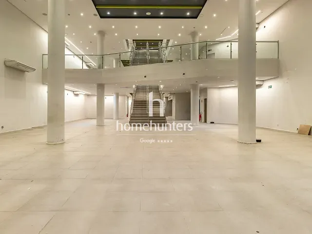 Prédio com 560m², para alugar, no bairro Centro em Campinas