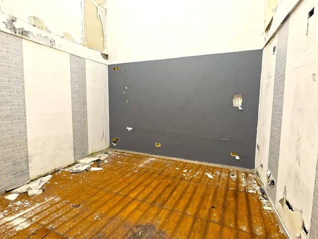Prédio com 806m², à venda, no bairro Centro Cotia em Cotia