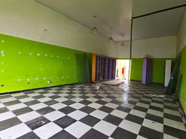 Prédio com 806m², à venda, no bairro Centro Cotia em Cotia