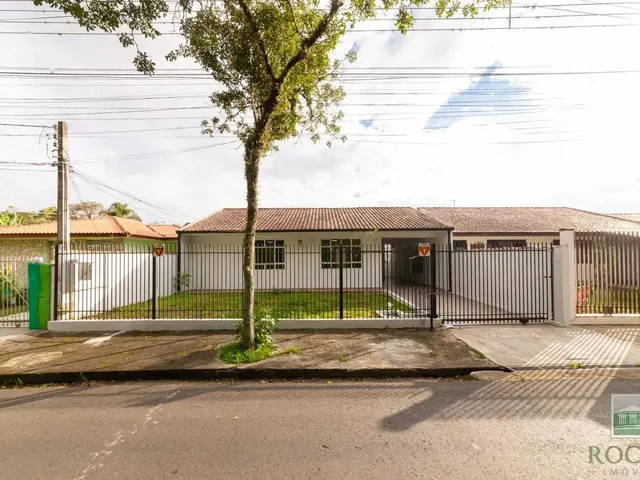 Prédio para alugar, no bairro Bacacheri em Curitiba