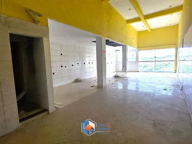 Prédio com 806m², à venda, no bairro Centro Cotia em Cotia