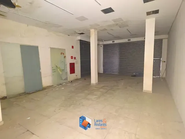 Prédio com 806m², à venda, no bairro Centro Cotia em Cotia