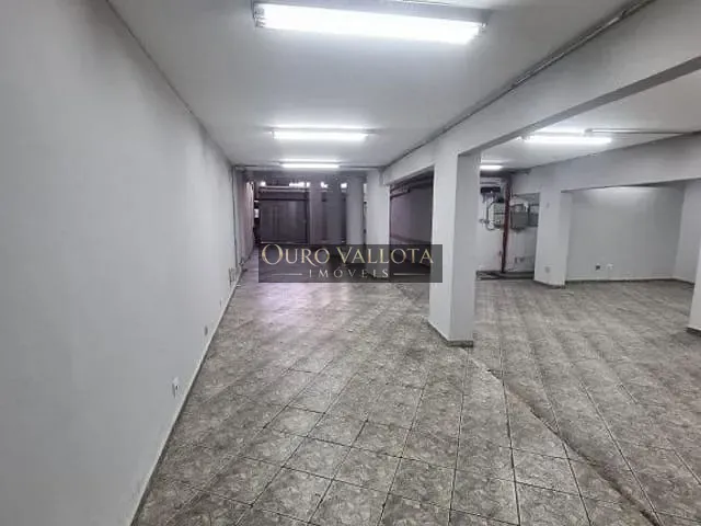 Prédio com 680m², para alugar, no bairro Jardim Bela Vista (Zona Norte) em São Paulo