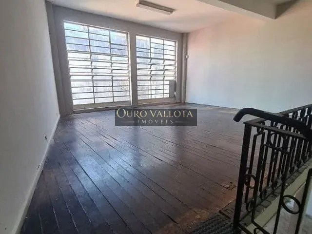Prédio com 680m², para alugar, no bairro Jardim Bela Vista (Zona Norte) em São Paulo