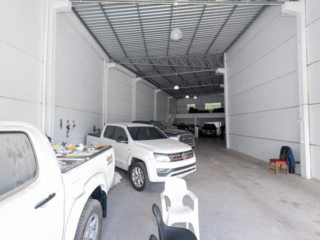 Prédio com 442m², para alugar, no bairro Três Vendas em Pelotas
