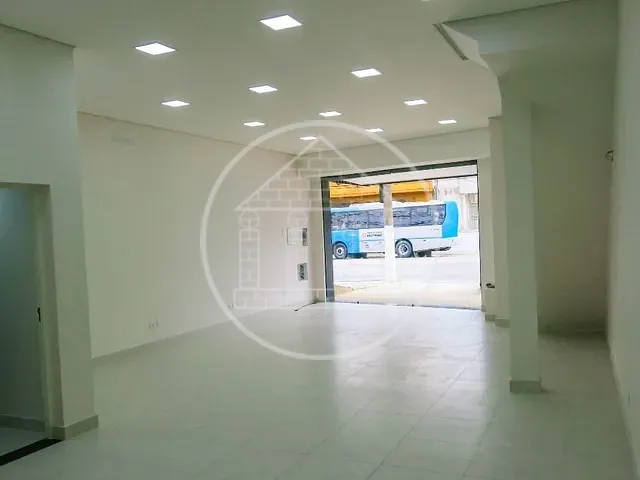 Prédio com 137m², à venda, no bairro Socorro em São Paulo