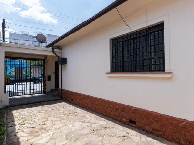 Prédio com 260m², à venda, no bairro Lapa em São Paulo