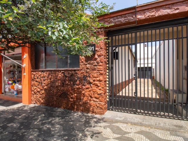 Prédio com 260m², à venda, no bairro Lapa em São Paulo