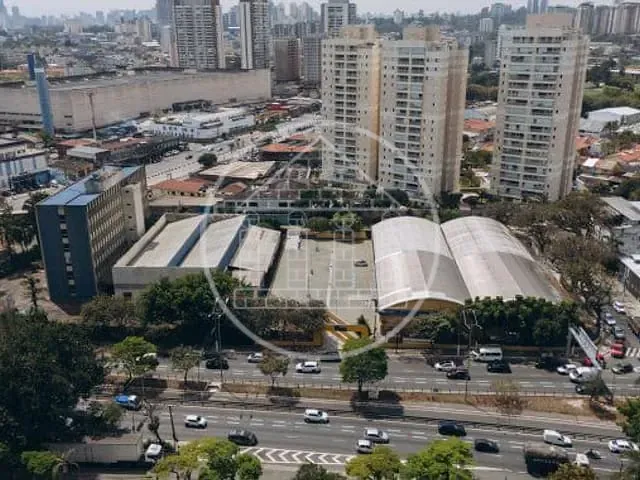 Prédio com 9991m², à venda, no bairro Jurubatuba em São Paulo