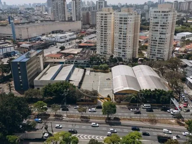 Prédio com 9991m², à venda, no bairro Jurubatuba em São Paulo