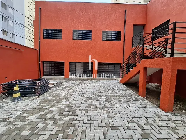 Prédio com 295m², para alugar, no bairro Centro em Campinas