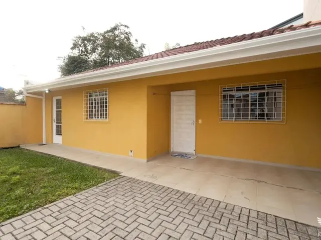 Prédio 2 quartos e 1 banheiro, para alugar, no bairro Santa Felicidade em Curitiba