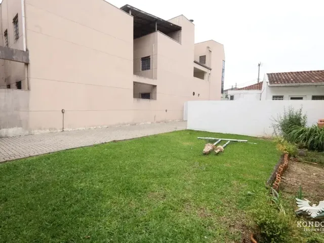 Casa 2 quartos e 1 banheiro, para alugar, no bairro Santa Felicidade em Curitiba