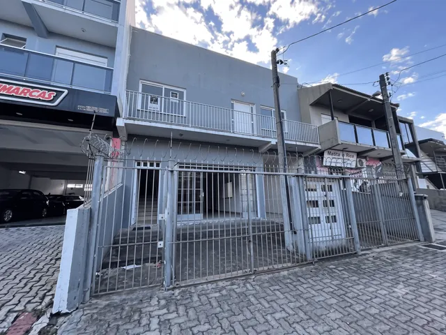 Prédio com 360m², à venda, no bairro Fragata em Pelotas