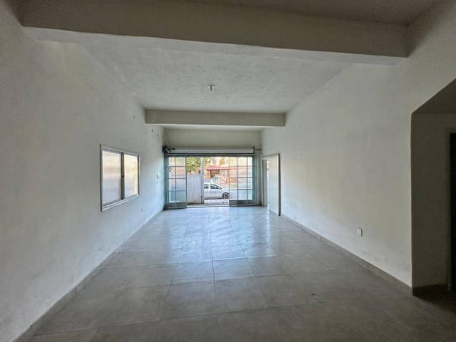 Prédio com 360m², à venda, no bairro Fragata em Pelotas