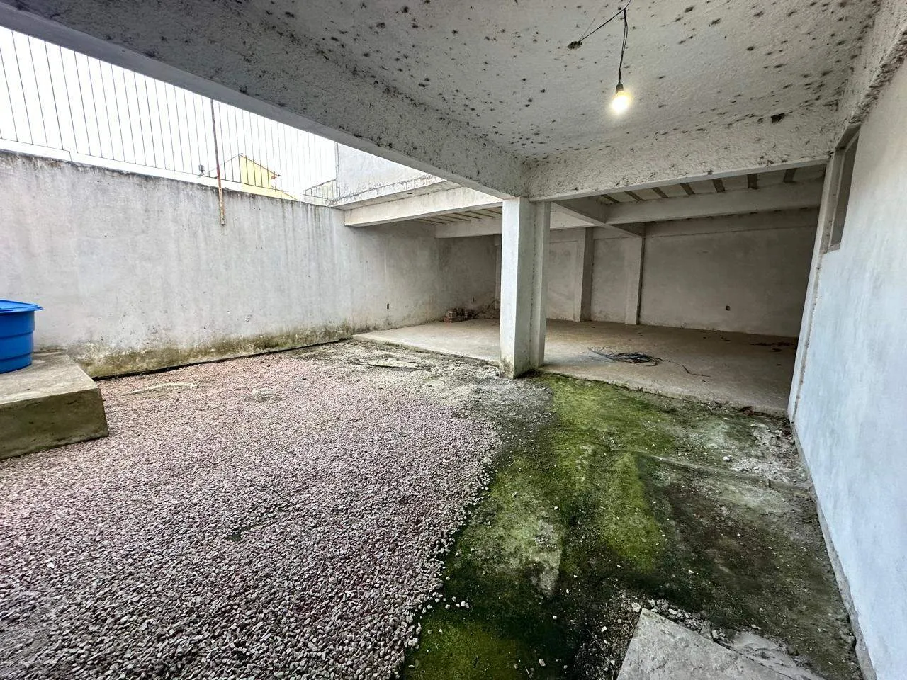 Prédio comercial a venda no Fragata, Pelotas - 440m², estrutura de uso misto, excelente ponto logístico e 3 apartamentos para renda imediata. - 29