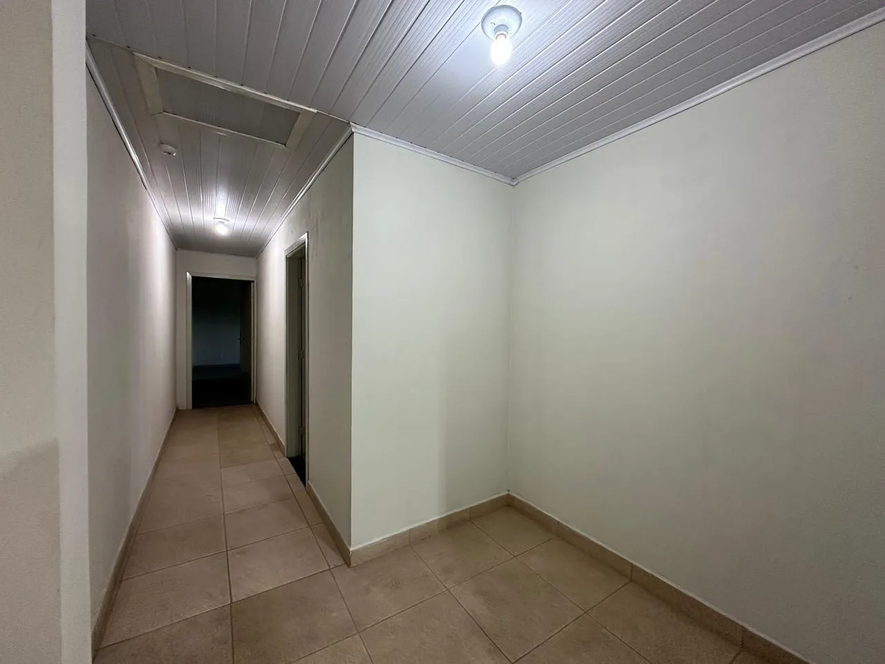 Prédio comercial a venda no Fragata, Pelotas - 440m², estrutura de uso misto, excelente ponto logístico e 3 apartamentos para renda imediata. - 22