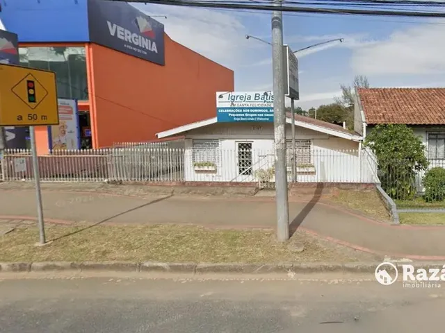 Prédio 3 quartos e 2 banheiros, para alugar, no bairro Santa Felicidade em Curitiba