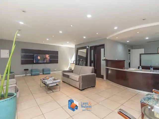 Prédio com 300m², à venda, no bairro Moema em São Paulo