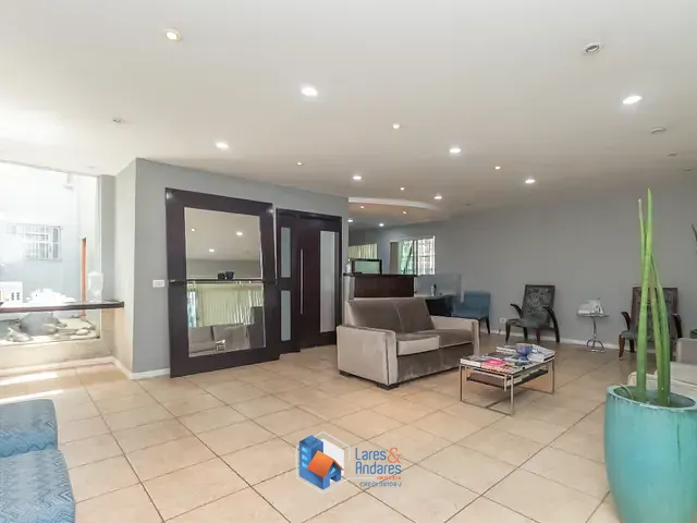 Prédio com 300m², à venda, no bairro Moema em São Paulo