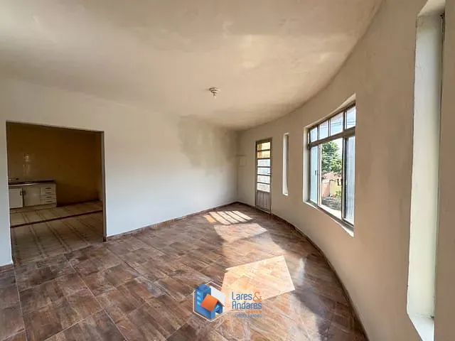 Prédio com 147m², à venda, no bairro Jardim Sônia Maria em Mauá
