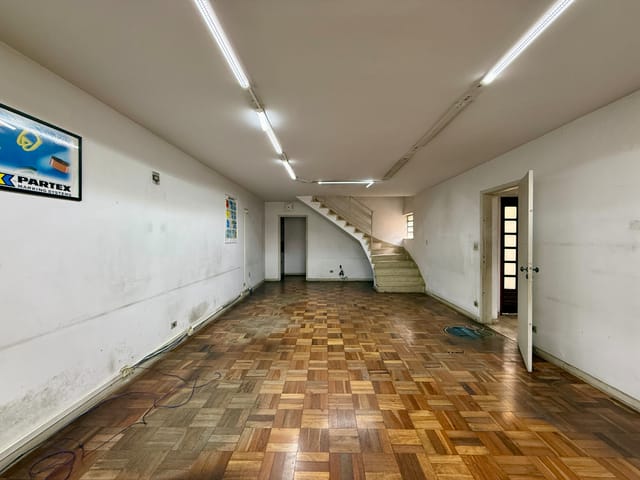Prédio com 264m², à venda, no bairro Vila Alexandria em São Paulo