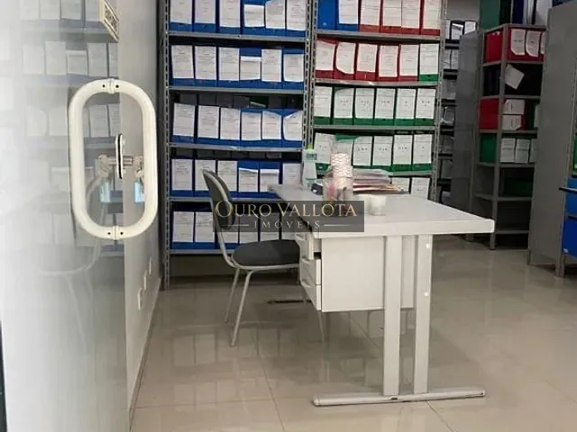 Prédio com 613m², para alugar, no bairro Mooca em São Paulo
