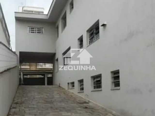 Prédio com 624m² 8 quartos e 5 banheiros, à venda, no bairro Bela Vista em Osasco