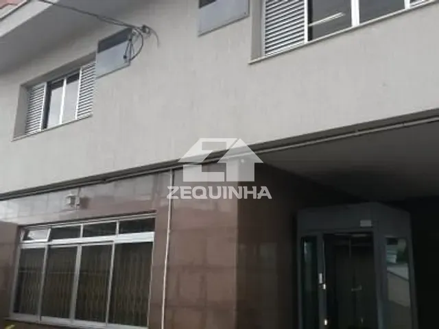 Prédio com 624m² 8 quartos e 5 banheiros, à venda, no bairro Bela Vista em Osasco