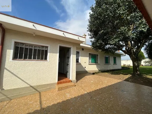 Prédio para alugar, no bairro Xaxim em Curitiba
