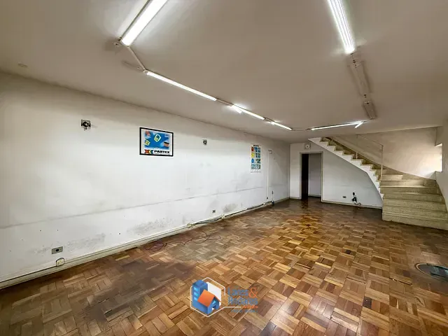 Prédio com 264m², à venda, no bairro Vila Alexandria em São Paulo