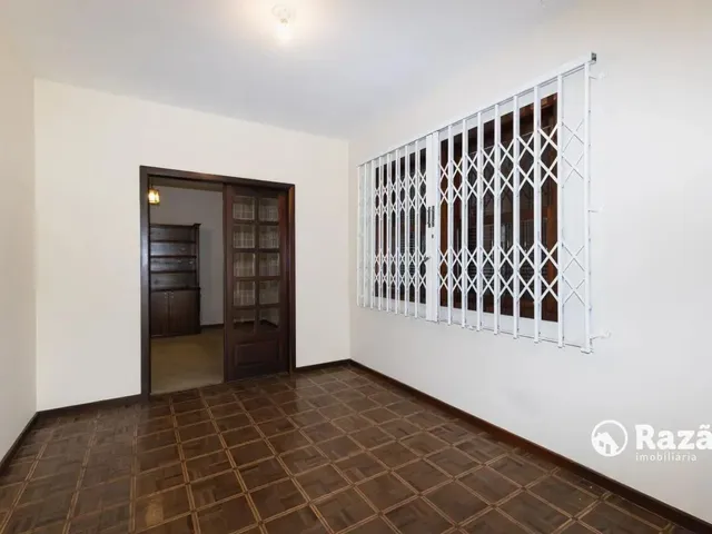 Prédio com 580m² 1 quarto e 3 banheiros, para alugar, no bairro Alto da Rua XV em Curitiba