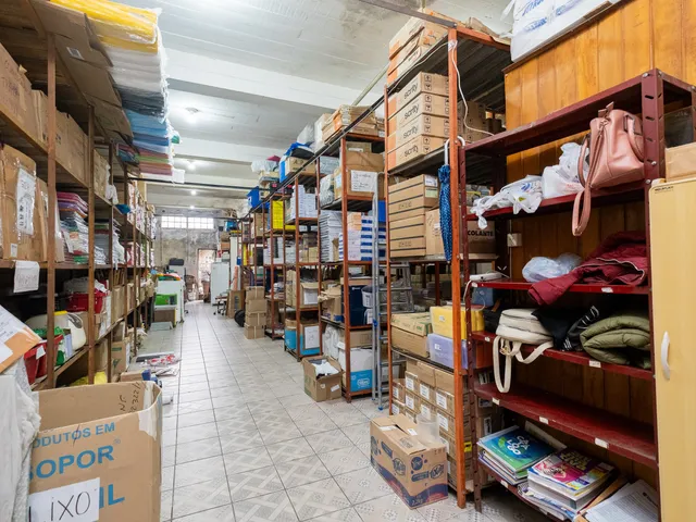 Prédio com 283m², à venda, no bairro Centro em Pelotas