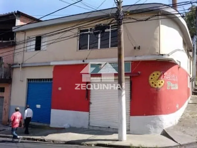 Prédio com 300m² 3 quartos e 1 banheiro, à venda, no bairro Jardim Oriental em Osasco