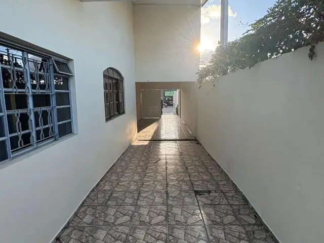 Prédio para alugar, no bairro Cidade Jardim em São José Dos Pinhais