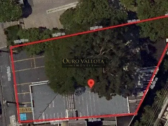 Prédio com 824m², para alugar, no bairro Parque da Mooca em São Paulo